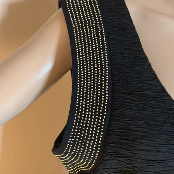 Beaded dress Medium.Black sleeveless textured V-neck ,beaded ,low  back,midi - Picture 6 of 14
